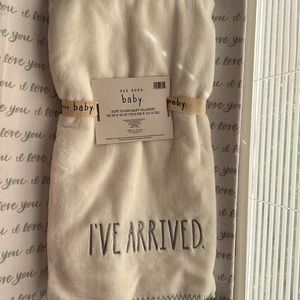 Rae Dunn “I’ve arrived” baby blanket